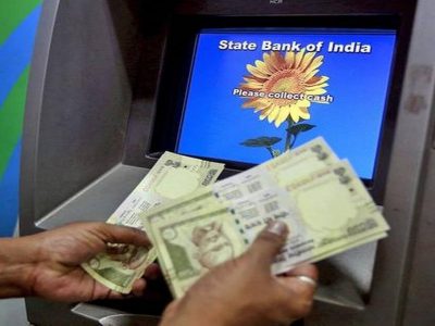 ATM Cash Withdrawal | ATM मधून पैसे काढणे महागणार | मर्यादेपेक्षा जास्त पैसे काढल्यास इतके शुल्क आकारणार