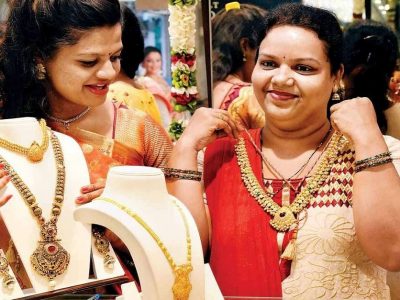Gold Price Today | आज सोनं महाग झालं, चांदीनंही उसळी घेतली, लग्नसराईत नवे दर कुठे पोहोचले पहा