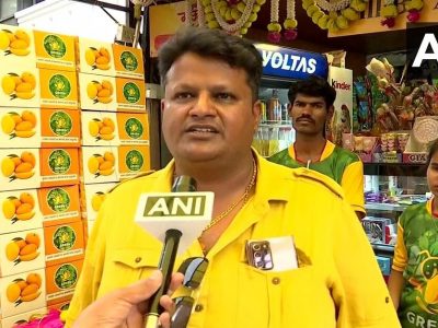 Alphonso Mangoes on EMI | होय! आंबे हप्त्यावर खरेदी करू शकता, पुण्यातील दुकानदारांनी सुरू केली EMI ऑफर, किंमत किती?