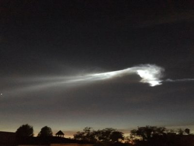 UFO Video Viral | अमेरिकेतील कॅलिफोर्नियात पुन्हा दिसला UFO? तबकडी सदृश्य चमकणारी गोष्ट कॅमेऱ्यात झाली कैद, पहा व्हिडिओ