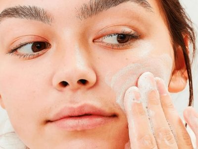 Cetaphil Face Wash | पदार्थांपेक्षा जास्त तेल चेहऱ्यावरच दिसतं? हे 5 फोमिंग फेस वॉश ट्राय करा; चेहरा दिसेल वाव