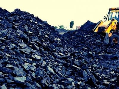 Coal Scam in Gujarat | गुजरातमध्ये 14 वर्षात 6 हजार कोटी रुपयांचा कोळसा गायब झाला