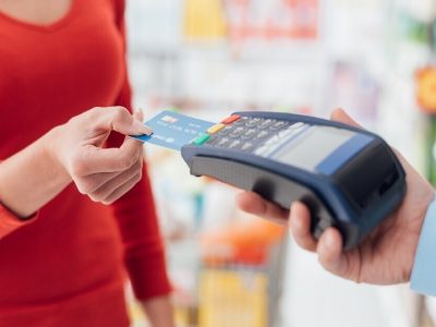 Credit Card Payment | कोरोनाकाळात क्रेडिट कार्ड वापरकर्त्यांनी पैसे कुठे खर्च केले? | समोर आली आकडेवारी