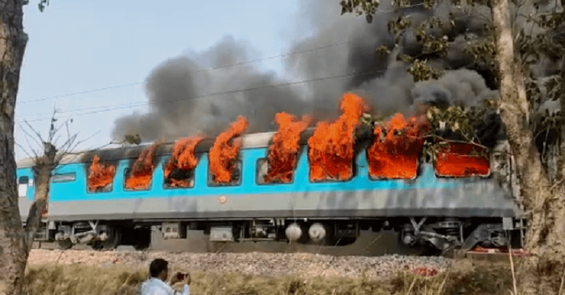 bogie caught Fire, Shatabdi Express, Delhi Dehradun Express