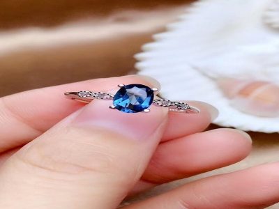 Lucky Gem Stone | या राशींच्या लोकांसाठी पुखराज रत्न अत्यंत परिणामकारक, सूर्याप्रमाणे चमकले नशीब