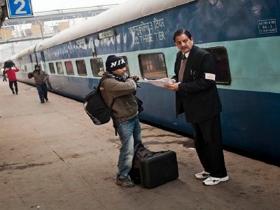 Platform Train Ticket | आता रेल्वे प्रवाशांना फक्त प्लॅटफॉर्म तिकाटावर करता येणार ट्रेनने प्रवास, हा महत्वाचा नियम लक्षात ठेवा