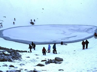 Incredible India Roopkund Lake | भारतातील 3 सर्वात सुंदर तलाव येथे आहेत, देशभरातून पर्यटक देतात भेट