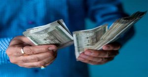 Loan Default Borrowers Rights | तुम्ही तुमचं कर्ज फेडण्यास असमर्थ झालात? लोन डिफॉल्टर म्हणून तुमचे हक्क लक्षात ठेवा, टेन्शन फ्री राहा!