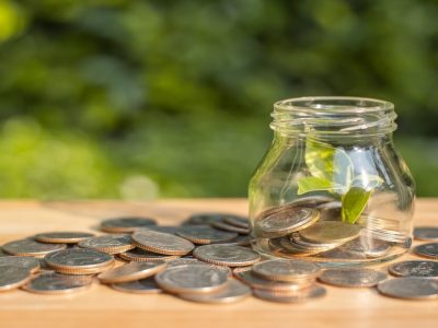 Money Saving Tips | पैसे हाताशी थांबत नाहीत का? फॉलो करा या 8 टिप्स आणि आयुष्यातील आर्थिक बदल पहा