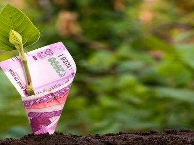 Mutual Funds | 5 स्टार रेटिंग असलेले हे म्युच्युअल फंड गुंतवणुकीचा पैसा वेगाने वाढवत आहेत, श्रीमंत करणाऱ्या फंडाची नावं सेव्ह करा