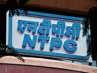 NTPC Green Energy Share Price | होय, तब्ब्ल 34 टक्के परतावा मिळेल, शेअर्स खरेदीला गर्दी, संधी सोडू नका – NSE: NTPCGREEN