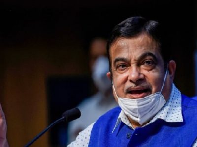 संकटकाळात आधी स्वत:चं कुटुंब, आर्थिक व्यवस्था आणि मग लोकांना मदत करा – गडकरी