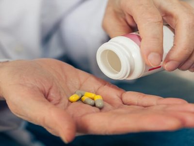 Health First | आजार बरा झाल्यावर पेनकिलर्स घेणे थांबवावे का ? – नक्की वाचा
