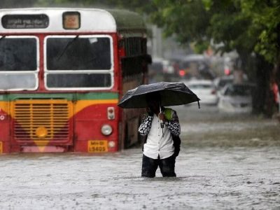 Mumbai Rains | शाळा बंद, परीक्षा रद्द, जुलैमध्ये मुंबईत तुफान पाऊस कोसळतोय, आयएमडीचा अंदाजही धास्ती भरवणारा