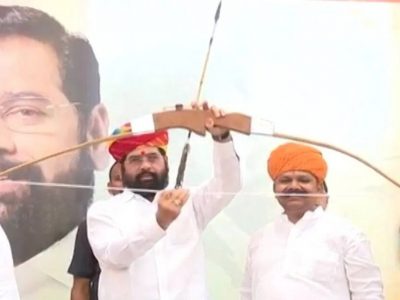 काँग्रेसमधून हकालपट्टी आणि राजस्थान भाजप भाव देईना, अखेर बुडत्याला काठीचा आधार, राजेंद्र गुढा यांचा शिंदे गटात प्रवेश