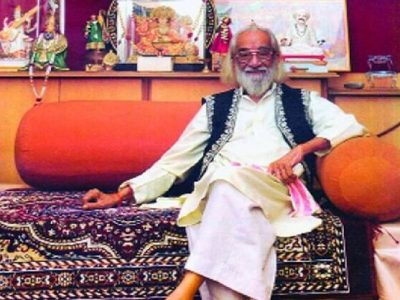 Shivshahir Babasaheb Purandare Passes Away | शिवशाहीर बाबासाहेब पुरंदरेंचं पुण्यात वृद्धापकाळानं निधन