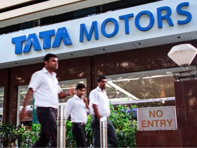 Tata Motors Share Price | टाटा मोटर्स गुंतवणूकदारांसाठी अलर्ट, स्टॉक प्राईसवर होणार परिणाम, फायदा की नुकसान? – NSE: TATAMOTORS