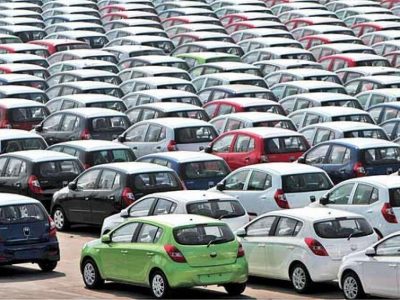 Vehicle Re-registration | तुमचं वाहन 15 वर्षे जुने असल्यास पुन्हा नोंदणीसाठी जास्त खर्च करावा लागेल | जाणून घ्या किती