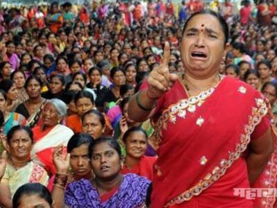 BJP shivsena governments decision to bring Anganwadi sevikas under Messma