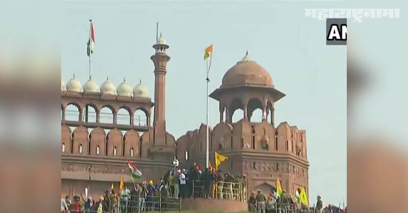 Farmers protesters, Red Fort, Tiranga Flag