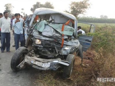 जळगाव: ट्रक आणि कारच्या भीषण अपघातात एकाच कुटुंबातील १० जणांचा मृत्यू