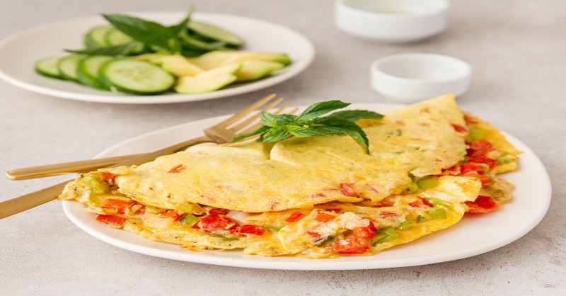 Bell pepper Omelette recipe in Marathi