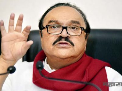 Bhujbal supporters knock Maharashtra Navnirman Sena chief Raj Thackerays door
