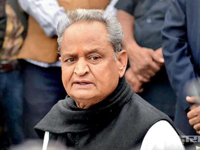 CBI ला राजस्थानची दारं बंद होताच, अशोक गेहलोत यांच्या भावाच्या कंपनीवर ईडीचा छापा