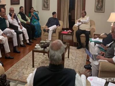 सत्तास्थापनासंदर्भात शरद पवारांच्या निवासस्थानी काँग्रेस-राष्ट्रवादीची निर्णायक बैठक