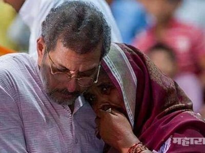 संवेदनशील नाना पूरग्रस्तांना ५०० घरं बांधून देणार