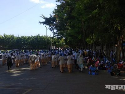 पुणे: ६ महिने वेतन न मिळाल्याने रुग्णालयाबाहेर कर्मचाऱ्यांचं आंदोलन