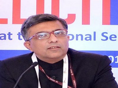 माजी IAS अधिकारी राजीव अग्रवाल यांची फेसबुक इंडियाच्या पब्लिक पॉलीसी प्रमुख पदी नियुक्ती