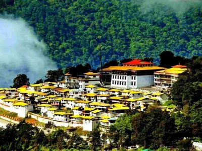 Incredible India | भारतात कोणत्या हिल स्टेशनला फिरायला जावं?, संभ्रमात असाल तर ही 15 निसर्गसंपन्न स्थळं लक्षात ठेवा