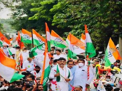 कर्नाटकात विरोधकांचे महागाईविरोधात आंदोलन | डीके शिवकुमार आणि सिद्धारामय्या बैलगाडीवरून विधानसभेत