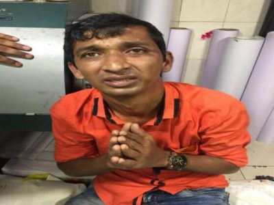 public caught mobile thief who is shivsena worker son at andheri east