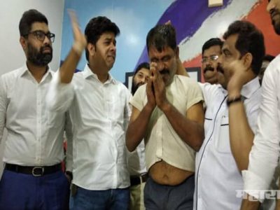 mns party worker beat rape accused in thane and warns to all north indians