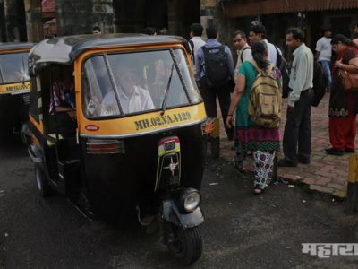 Mumbai auto rickshaw drivers exploiting money from passengers after andheri bride collapses