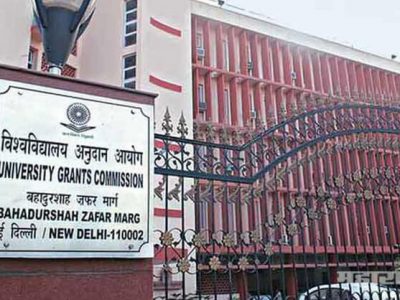 विरोध झुगारून अंतिम वर्षांच्या परीक्षांसाठी मानक कार्यपद्धती जाहीर