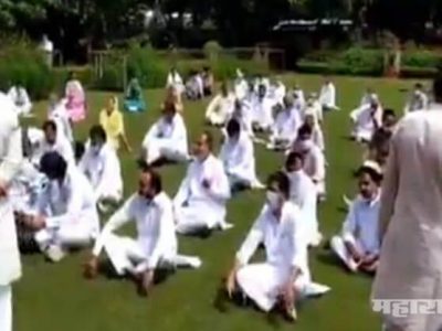 राजस्थानमध्ये काँग्रेसच्या आमदारांकडून राजभवनातच निदर्शनं सुरू