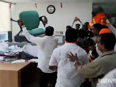 पिक विम्यावरून इफको टोकियो कंपनीत तोडफोड करणाऱ्या शिवसैनिकांना अटक