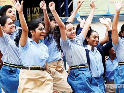 १०’वीच्या विद्यार्थ्यांचा जुलै महिन्याच्या पहिल्या पंधरावड्यात निकाल जाहीर होण्याचे संकेत