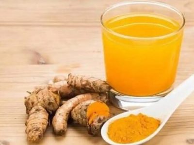 Health First | रोज सकाळी गरम पाण्यामध्ये हळद मिसळून पिण्याचे जबरदस्त फायदे
