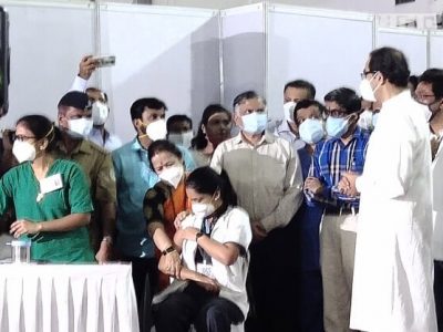 कोरोना लसीकरणात राजकारण नको | मुख्यमंत्री उद्धव ठाकरेंचे आवाहन